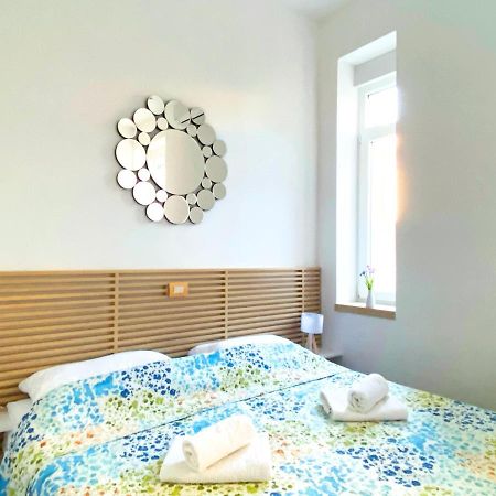 En-Suite Iris On Rokova Street - 5 Min Walk To The Old Town Of Split Eksteriør bilde